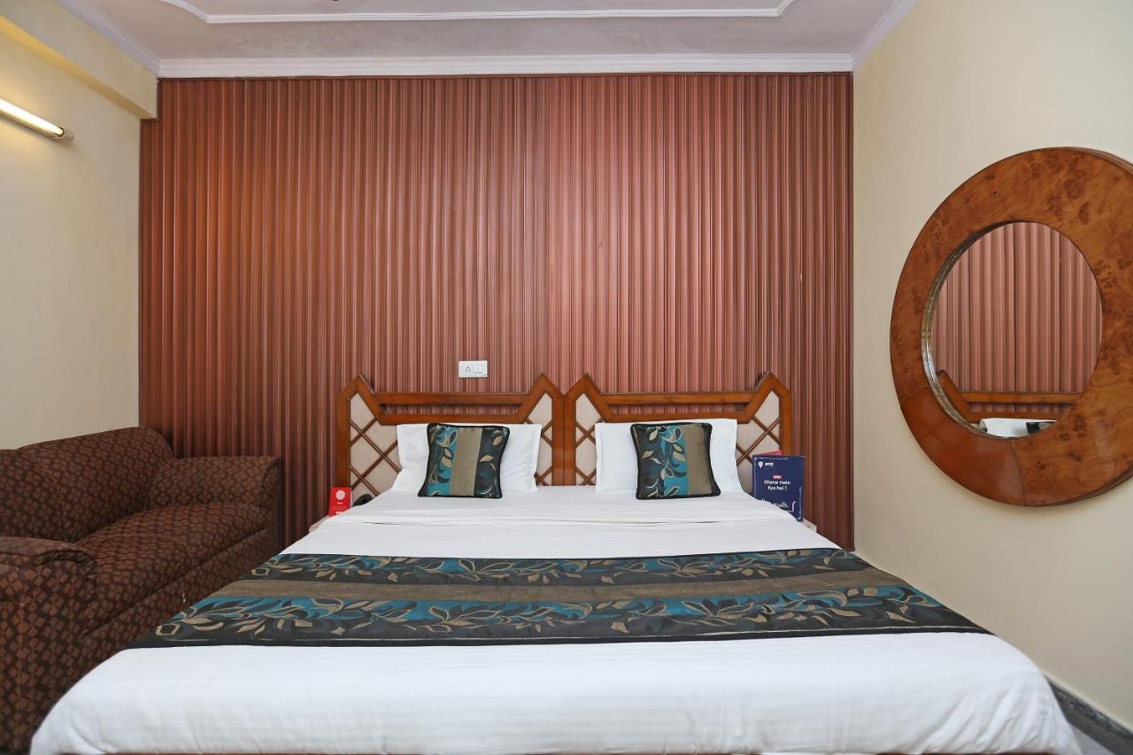 Oyo Flagship 9554 Hotel Grand Plaza Faridabad Extérieur photo